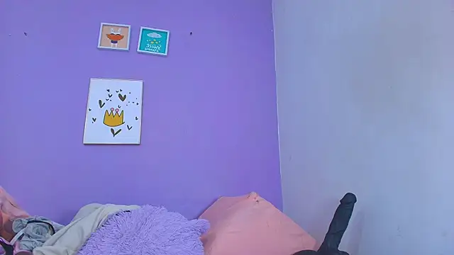 Snapshot of timkerbell_ chatting on 03/18/25, 10:26 timkerbell online show from 03/18/25, 10:26