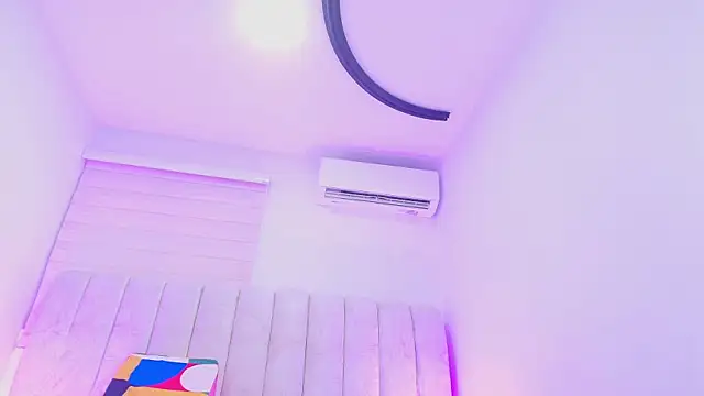 Snapshot of timkerbell_ chatting on 12/03/25, 07:23 timkerbell online show from 12/03/25, 07:23