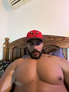 Snapshot of Artemis_Kazttman chatting on 10/21/25, 06:08 Artemis Kazttman online show from 10/21/25, 06:08