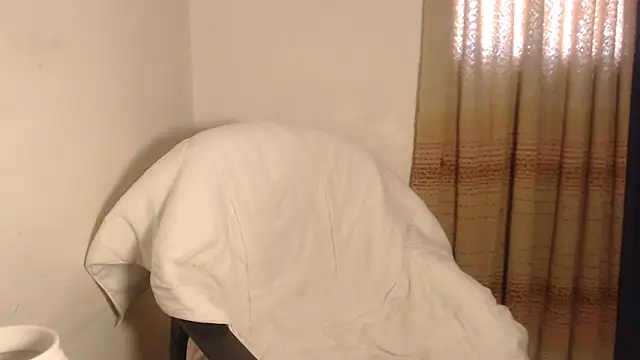 agathamiller01 online show from 12/01/25, 01:16