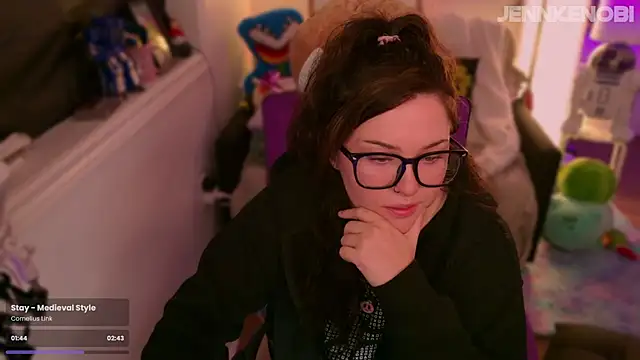 JennKenobi online show from 09/16/25, 02:29