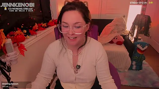 JennKenobi online show from 09/29/25, 02:44