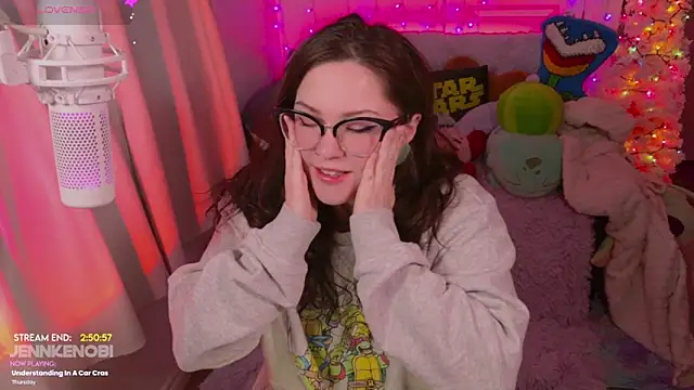 JennKenobi online show from 12/03/25, 03:54