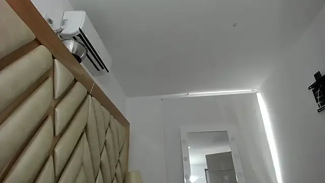 briana wonder69xxx online show from 04/27/26, 03:10