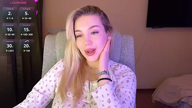 ariashaa online show from 12/16/25, 06:24