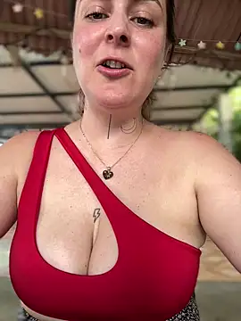 Snapshot of misslulipop chatting on 12/29/24, 08:58 misslulipop online show from 12/29/24, 08:58