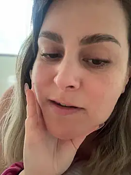 Snapshot of misslulipop chatting on 12/31/24, 09:39 misslulipop online show from 12/31/24, 09:39