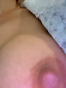 Snapshot of kylie_blck chatting on 09/13/25, 06:13 kylie blck online show from 09/13/25, 06:13