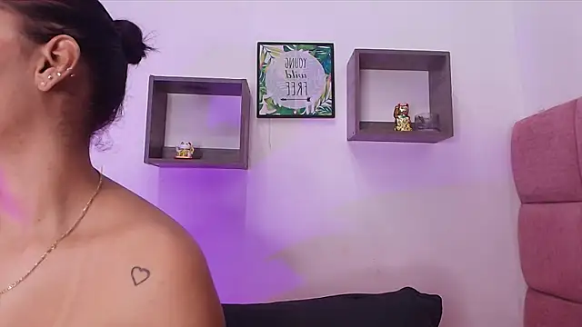 lorrayne  online show from 02/13/25, 11:50