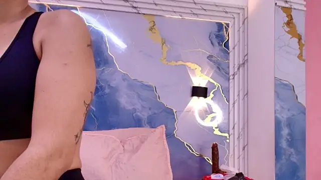 lorrayne  online show from 10/04/25, 12:14