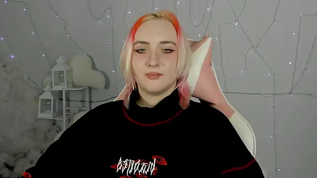 AsheLucker online show from 01/26/25, 11:39