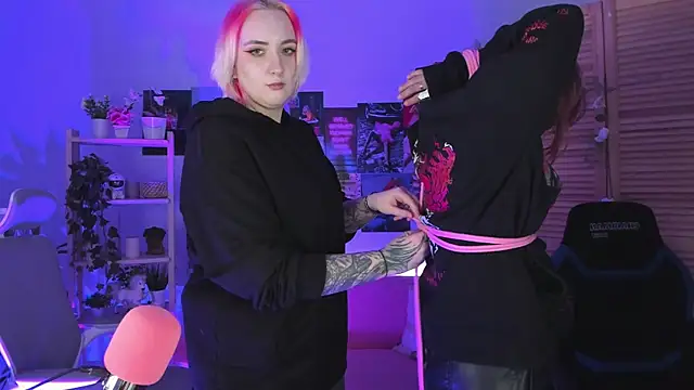 AsheLucker online show from 02/13/25, 11:47