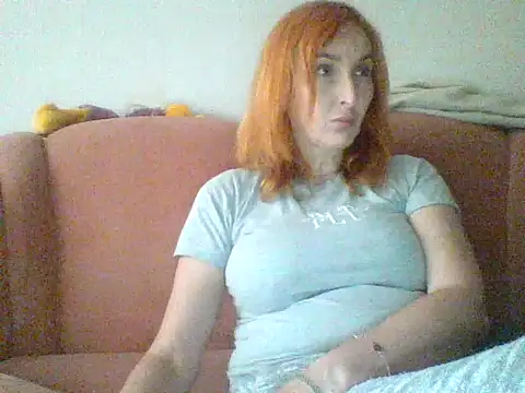 Snapshot of MssAngela chatting on 10/07/25, 07:49 MssAngela online show from 10/07/25, 07:49