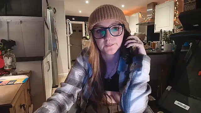 short sweetpea online show from 10/22/25, 07:02