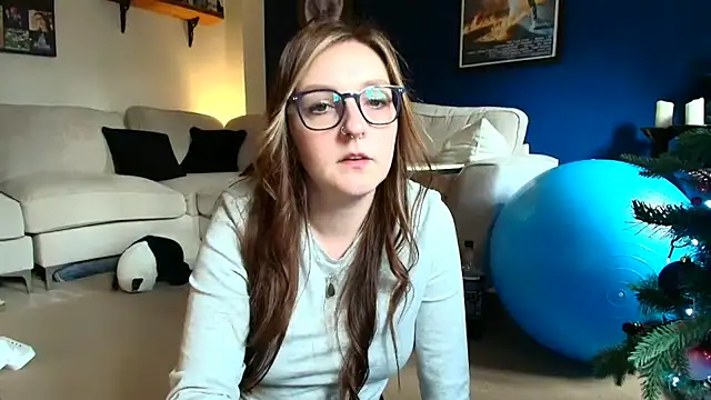 short sweetpea online show from 12/14/25, 01:27