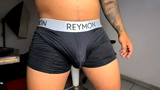 jordylatin20 online show from 10/03/25, 01:02