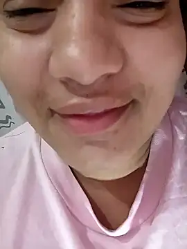 Hilarybunnyy online show from 01/11/26, 02:11