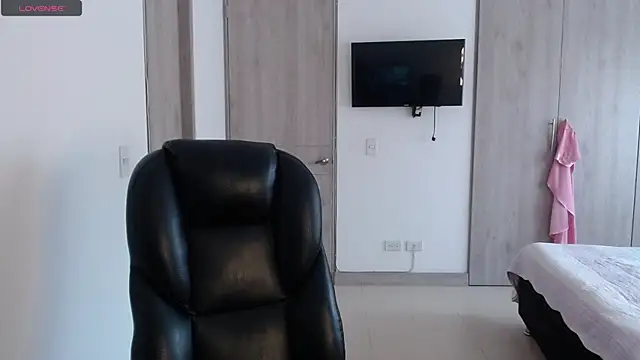 numberfav8 online show from 12/27/24, 08:18