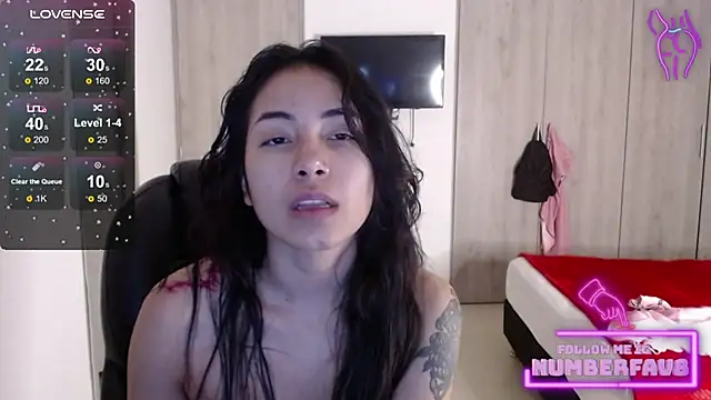 numberfav8 online show from 01/15/25, 04:57