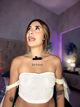 nini love01 online show from 10/02/25, 03:46