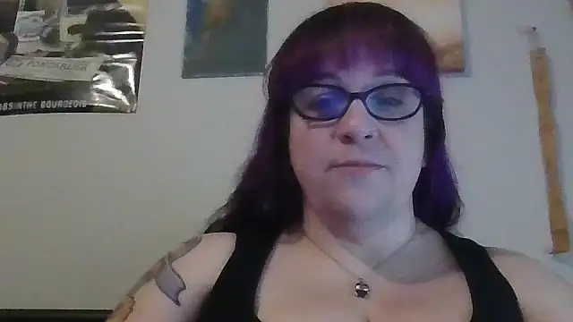 GothyBaby online show from 11/29/25, 09:40