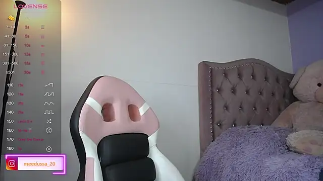 meedussa 20  online show from 01/16/25, 05:53