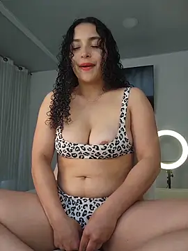 Lucy Marin online show from 03/27/26, 01:00