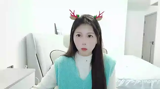 Snapshot of Sunset_glow chatting on 12/24/24, 03:05 Sunset glow online show from 12/24/24, 03:05