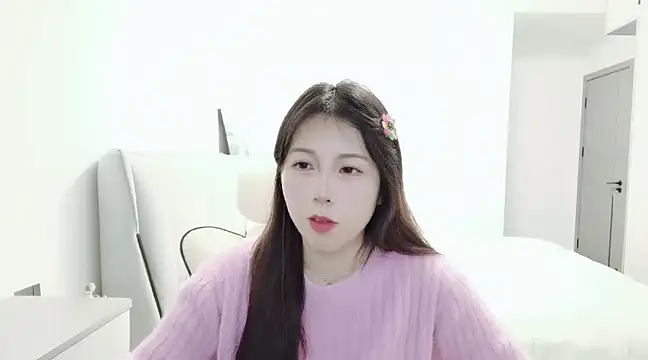 Snapshot of Sunset_glow chatting on 01/12/25, 02:30 Sunset glow online show from 01/12/25, 02:30