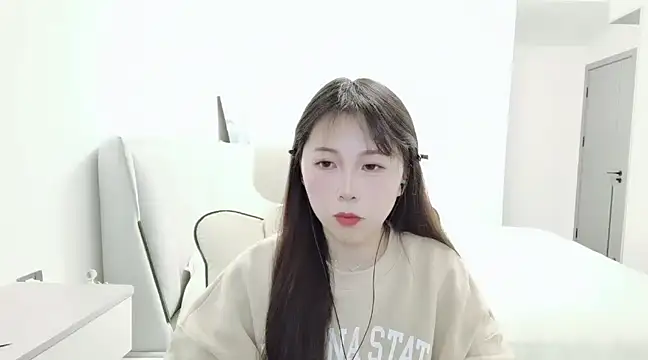 Snapshot of Sunset_glow chatting on 01/13/25, 03:58 Sunset glow online show from 01/13/25, 03:58