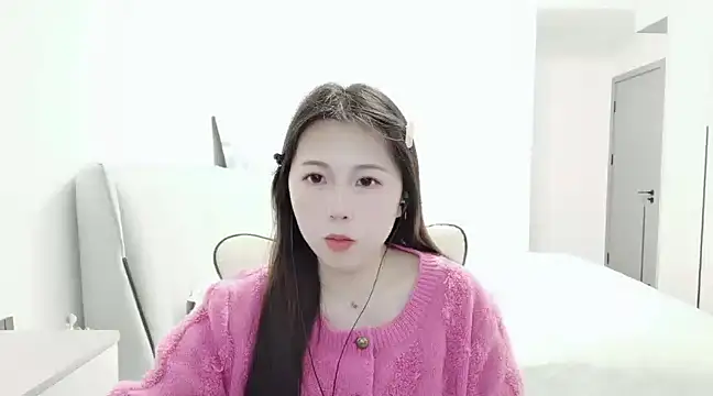 Snapshot of Sunset_glow chatting on 01/14/25, 03:04 Sunset glow online show from 01/14/25, 03:04