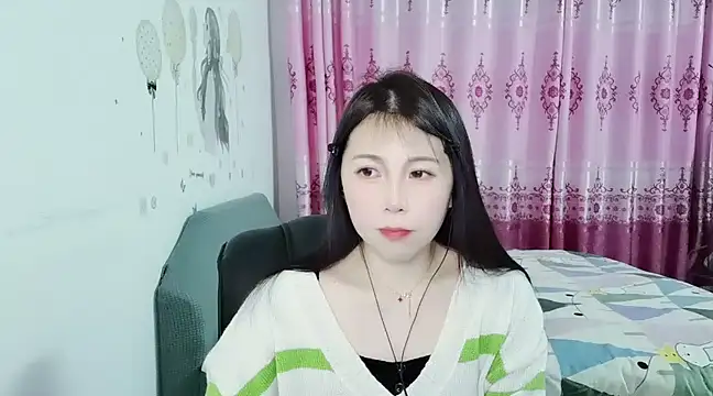 Snapshot of Sunset_glow chatting on 01/20/25, 05:16 Sunset glow online show from 01/20/25, 05:16