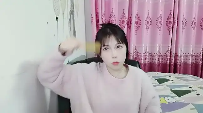 Snapshot of Sunset_glow chatting on 01/22/25, 11:45 Sunset glow online show from 01/22/25, 11:45