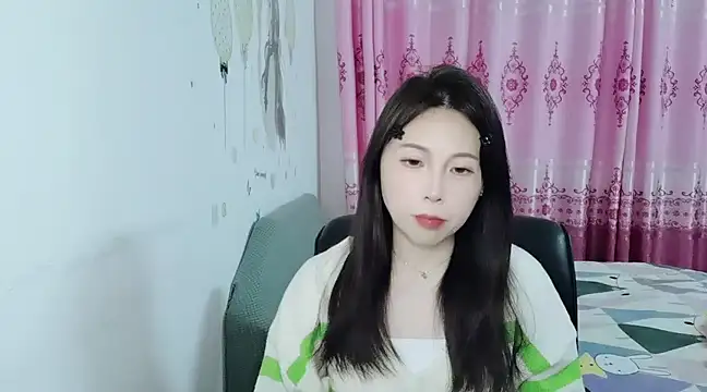 Snapshot of Sunset_glow chatting on 01/23/25, 04:48 Sunset glow online show from 01/23/25, 04:48