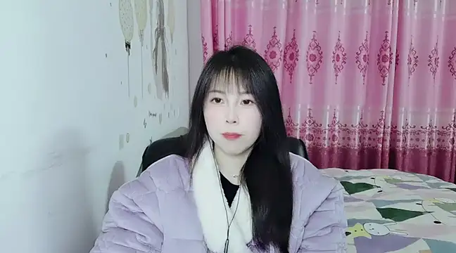 Snapshot of Sunset_glow chatting on 01/24/25, 01:47 Sunset glow online show from 01/24/25, 01:47