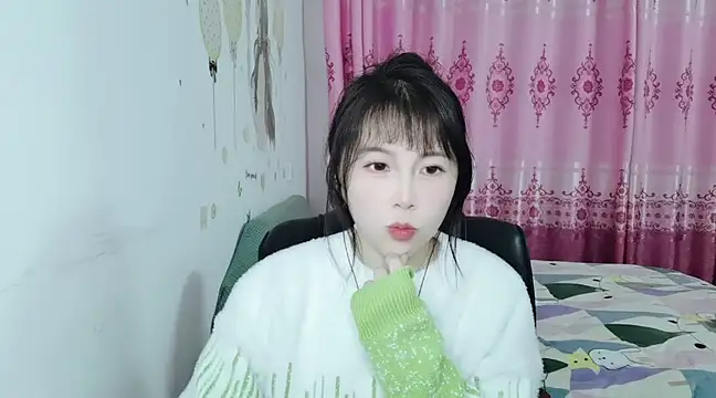 Snapshot of Sunset_glow chatting on 01/29/25, 01:49 Sunset glow online show from 01/29/25, 01:49