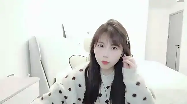 Snapshot of Sunset_glow chatting on 02/13/25, 02:31 Sunset glow online show from 02/13/25, 02:31