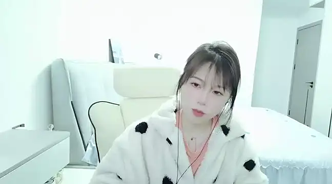 Snapshot of Sunset_glow chatting on 03/01/25, 07:08 Sunset glow online show from 03/01/25, 07:08