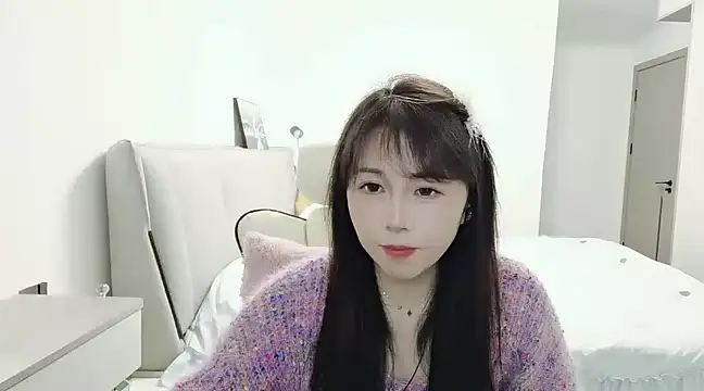 Snapshot of Sunset_glow chatting on 03/13/25, 02:23 Sunset glow online show from 03/13/25, 02:23