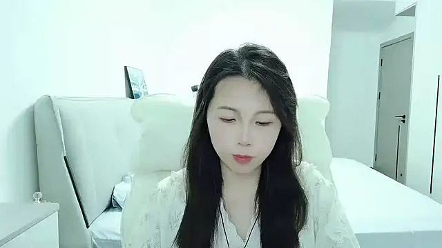 Snapshot of Sunset_glow chatting on 09/24/25, 03:37 Sunset glow online show from 09/24/25, 03:37