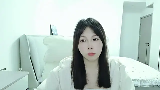 Snapshot of Sunset_glow chatting on 10/21/25, 08:37 Sunset glow online show from 10/21/25, 08:37