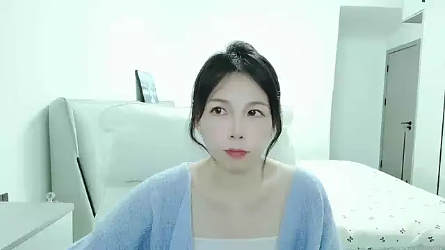 Snapshot of Sunset_glow chatting on 10/24/25, 03:30 Sunset glow online show from 10/24/25, 03:30