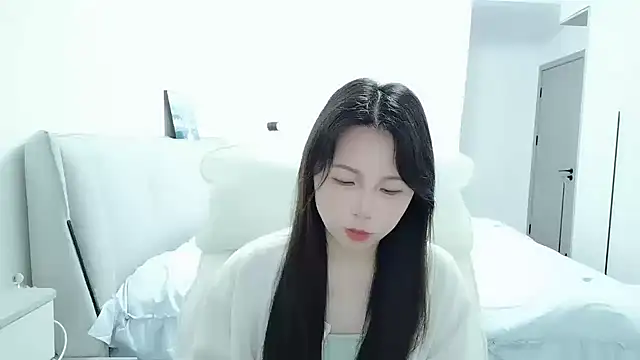 Sunset glow online show from 03/19/26, 02:10