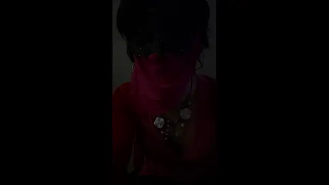 petuletra online show from 03/07/26, 11:02