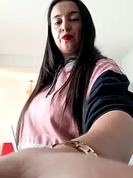 Cherry 1992 online show from 03/25/26, 12:33