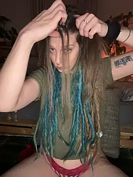 Snapshot of MenaDreadfull chatting on 02/01/26, 05:33 MenaDreadfull online show from 02/01/26, 05:33