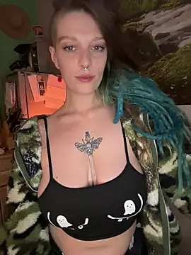 Snapshot of MenaDreadfull chatting on 02/10/26, 07:56 MenaDreadfull online show from 02/10/26, 07:56