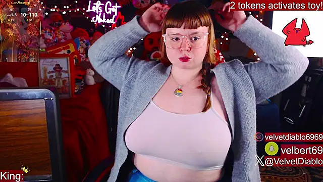 VelvetDiablo online show from 11/18/25, 12:16