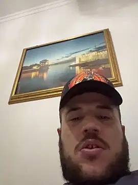 Snapshot of 1Aleks13 chatting on 10/28/25, 12:58 1Aleks13 online show from 10/28/25, 12:58