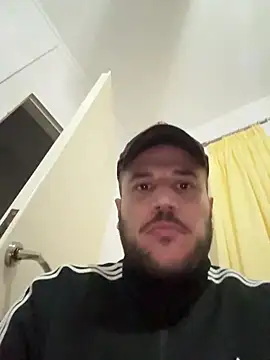 Snapshot of 1Aleks13 chatting on 03/11/26, 09:43 1Aleks13 online show from 03/11/26, 09:43